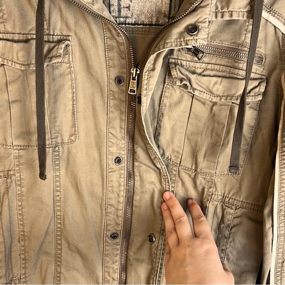 BKE Military Style Hooded Jacket Women’s Size Small Color Olive Utility Pockets - Picture 4 of 14